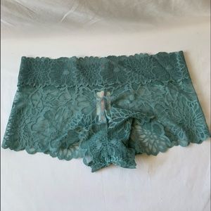 SMALL All Over Lace Boyshort